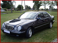 Автомобиль представительского класса Mercedes 230